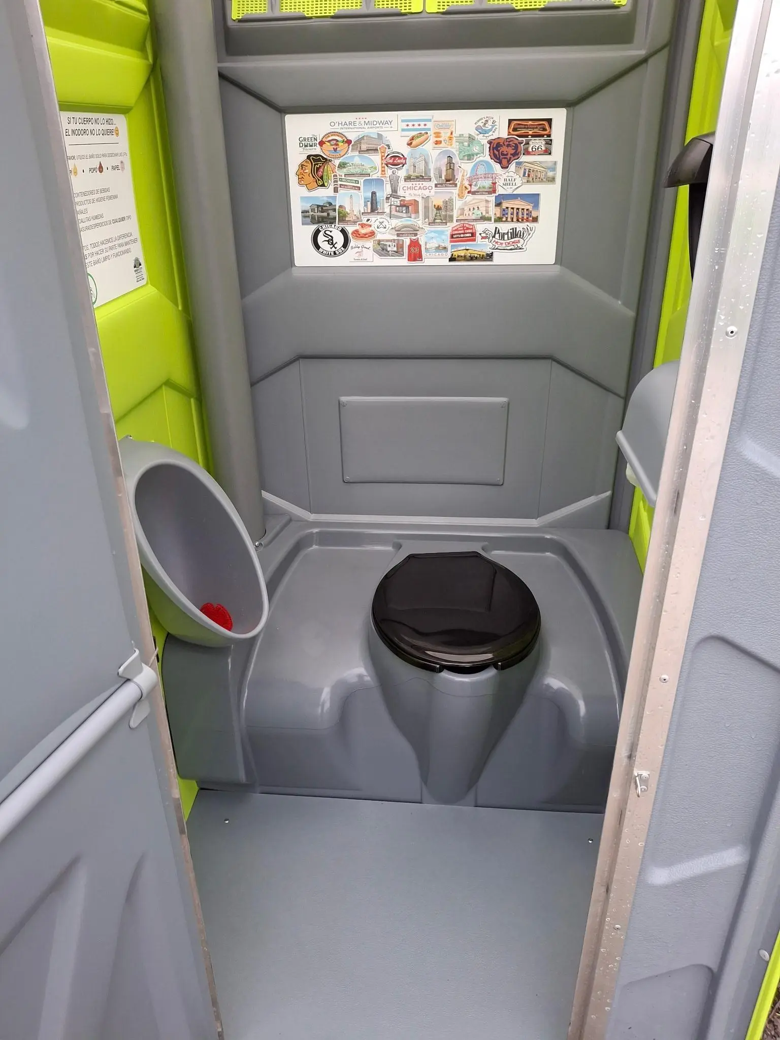 Windy City standard portable restroom unit